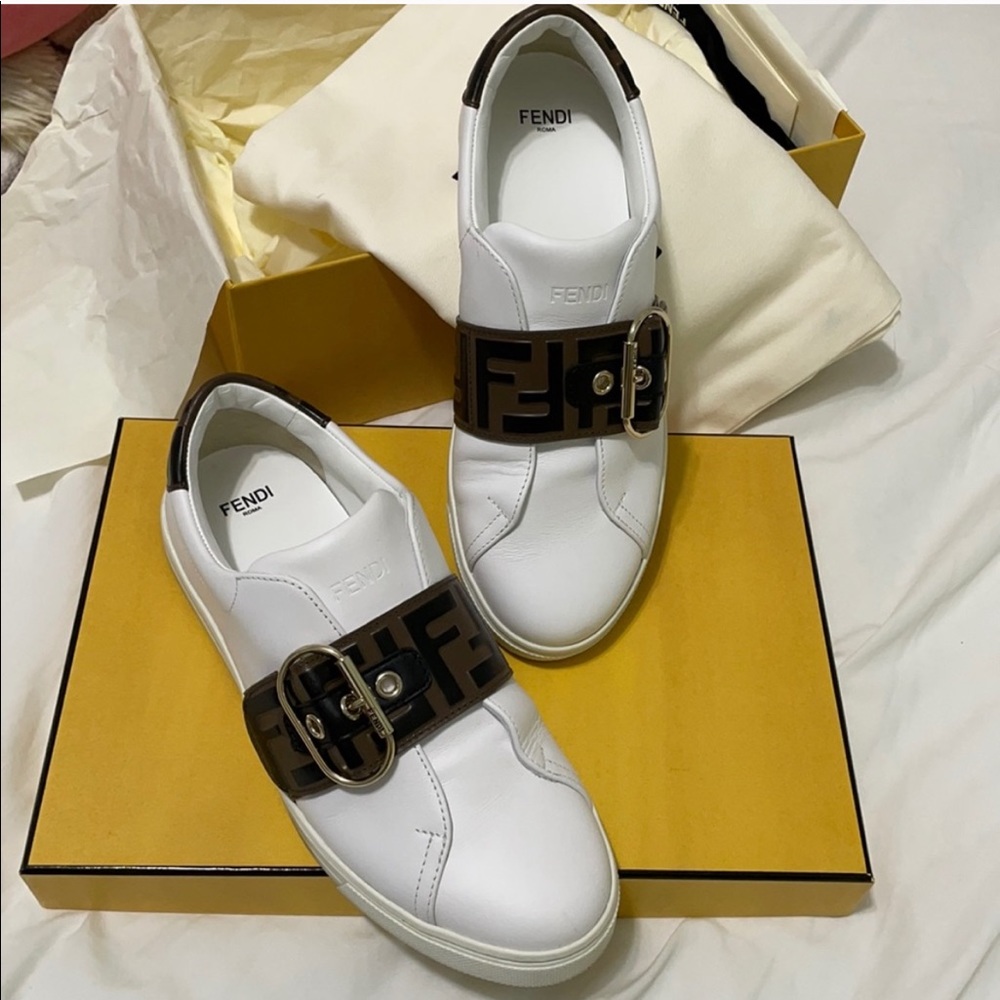 Fendi Sneakers Slip on ✨